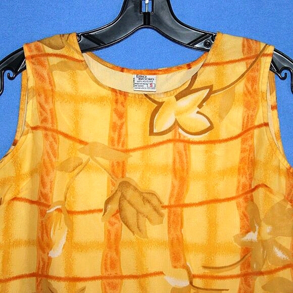 Erika Brooke Sleeveless Top - Women's Size S - Plaid & Leaf Print - Gold Tones - Picture 2 of 4